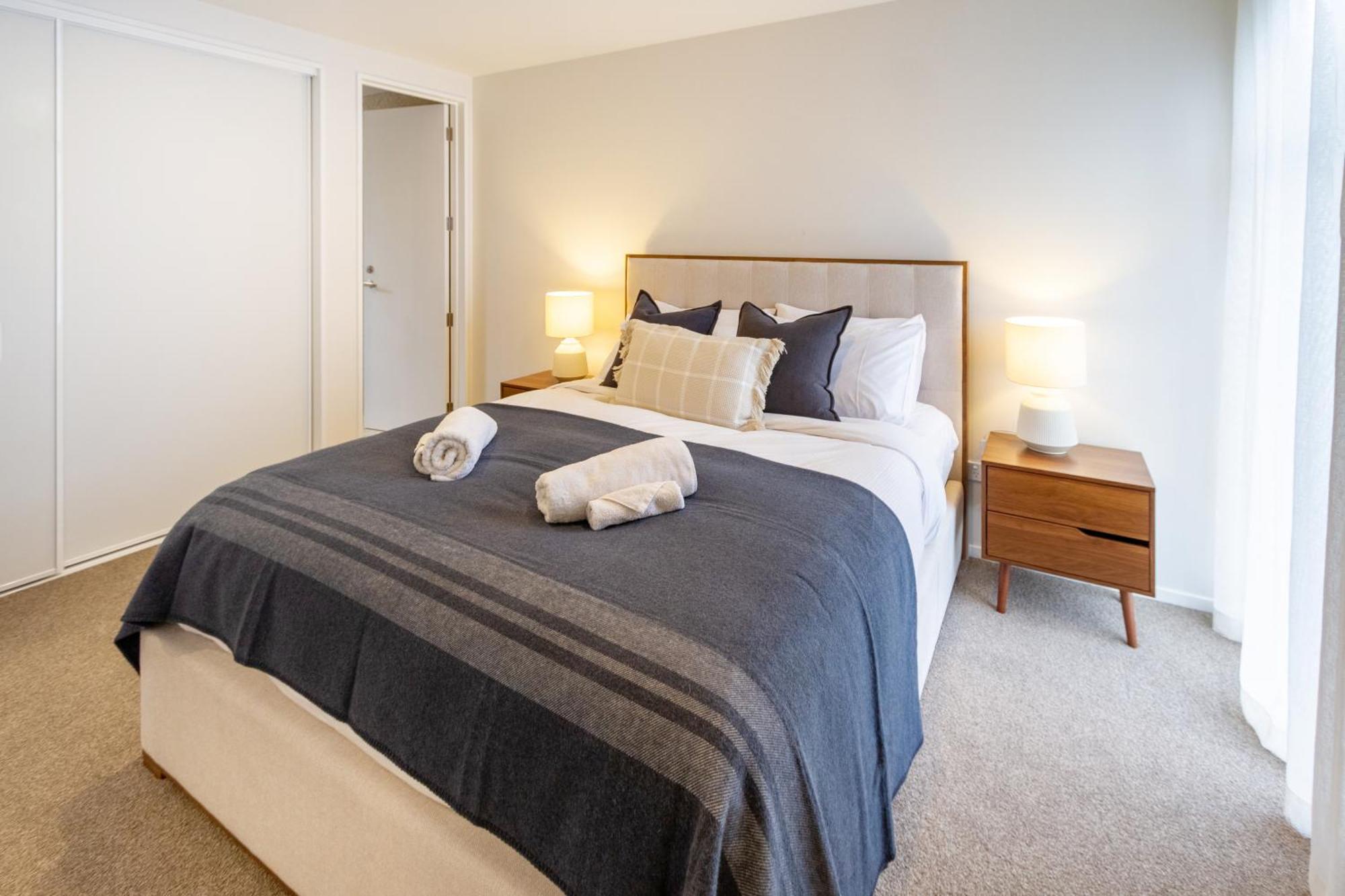Stylish 3 Bedroom Home In Prime City With Garage Christchurch Buitenkant foto