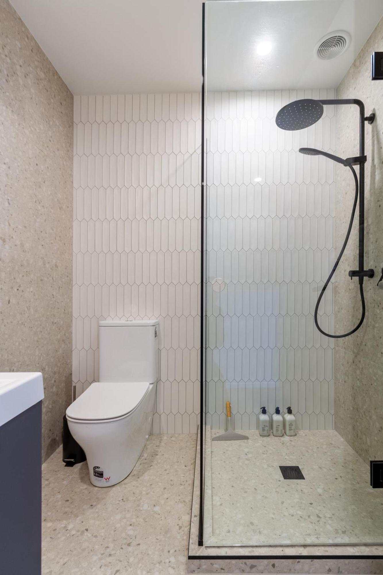 Stylish 3 Bedroom Home In Prime City With Garage Christchurch Buitenkant foto