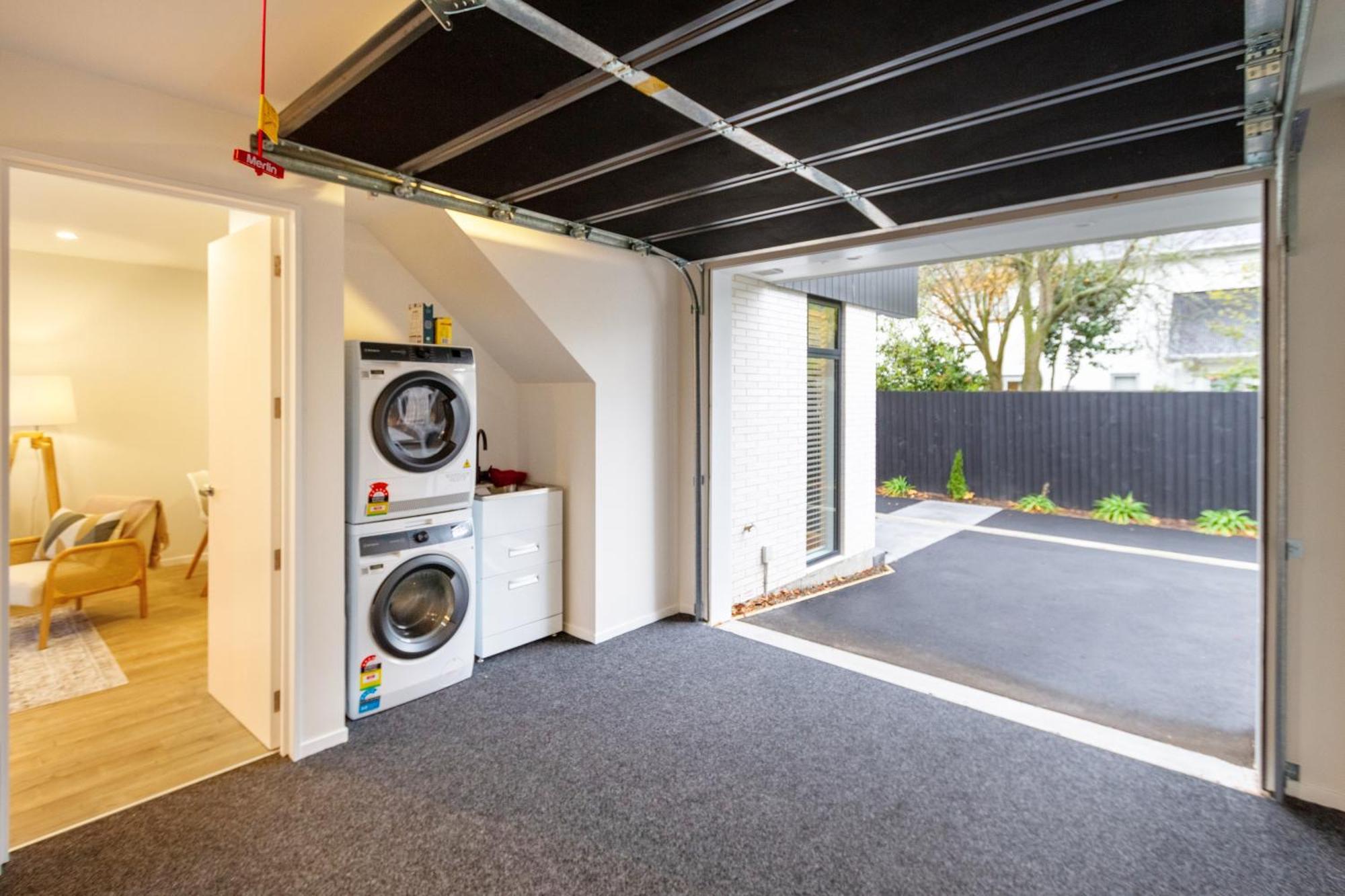 Stylish 3 Bedroom Home In Prime City With Garage Christchurch Buitenkant foto