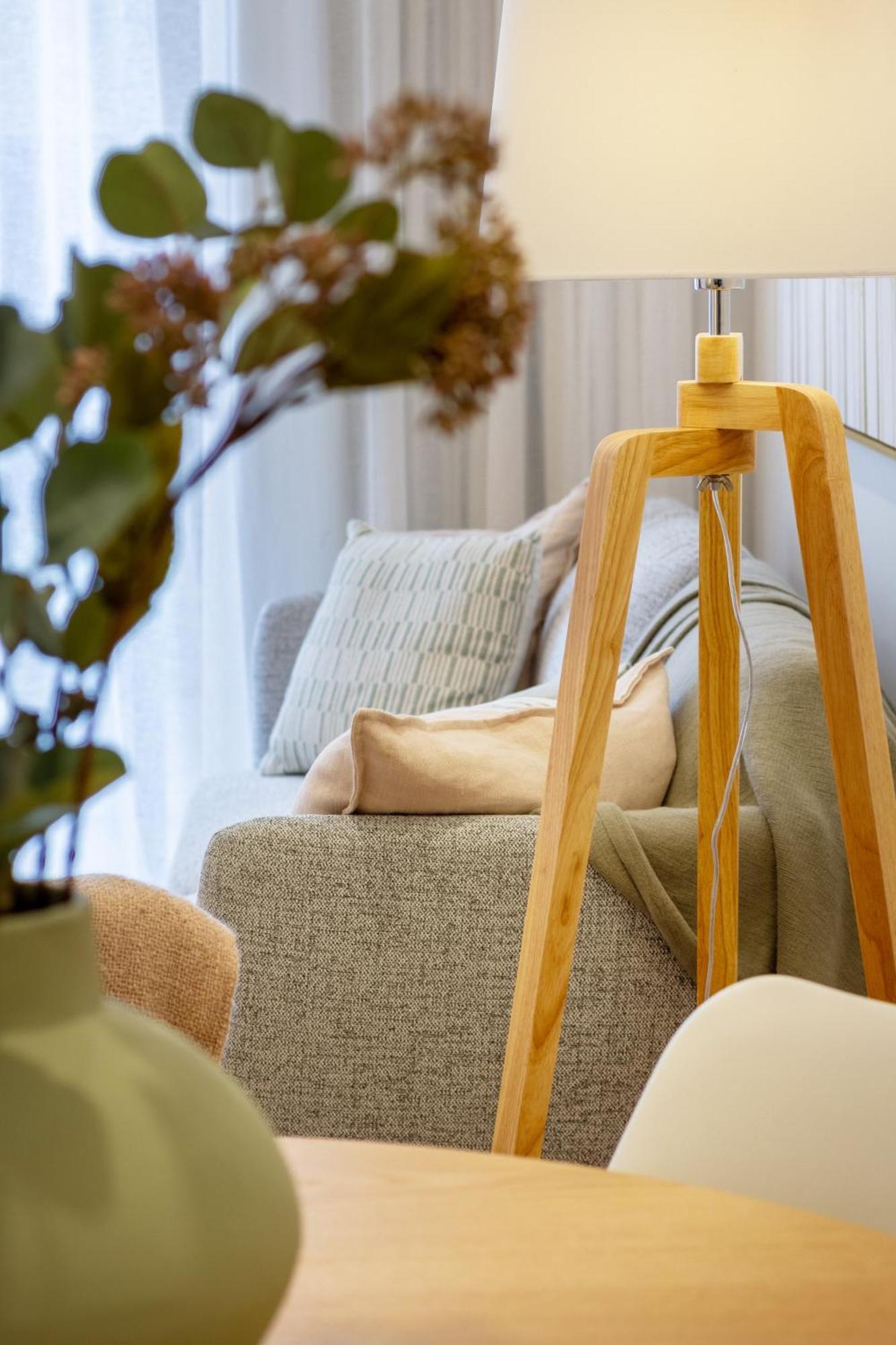 Stylish 3 Bedroom Home In Prime City With Garage Christchurch Buitenkant foto