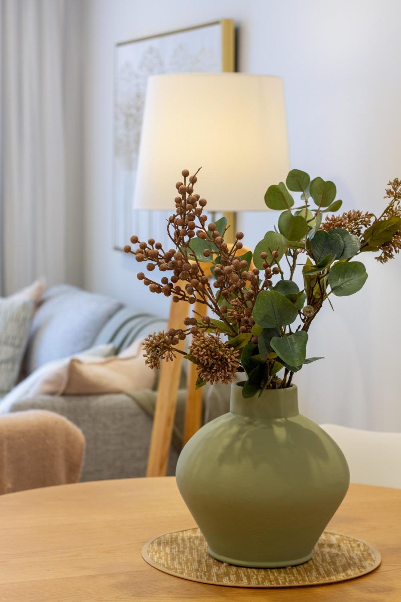 Stylish 3 Bedroom Home In Prime City With Garage Christchurch Buitenkant foto