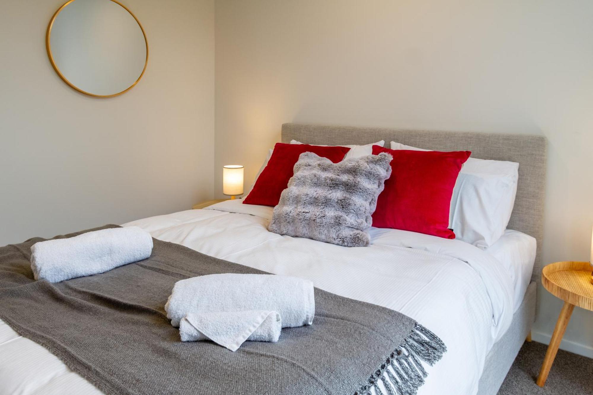 Stylish 3 Bedroom Home In Prime City With Garage Christchurch Buitenkant foto